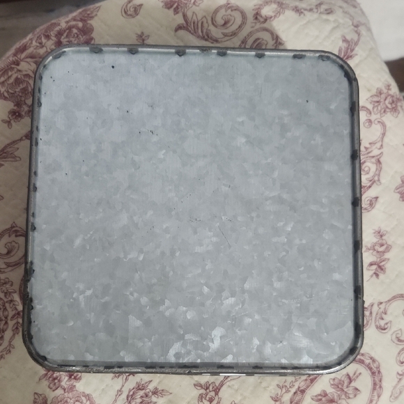 Galvanized Metal Picnic Napkin Caddy with Wooden Handle - Rustic Home Dining - Picture 2 of 7